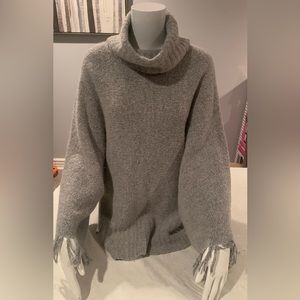 Denim & Co woman’s sweater
